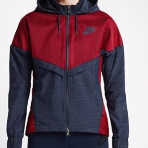Nike Bonded Wind runner jacket w hood sz M.